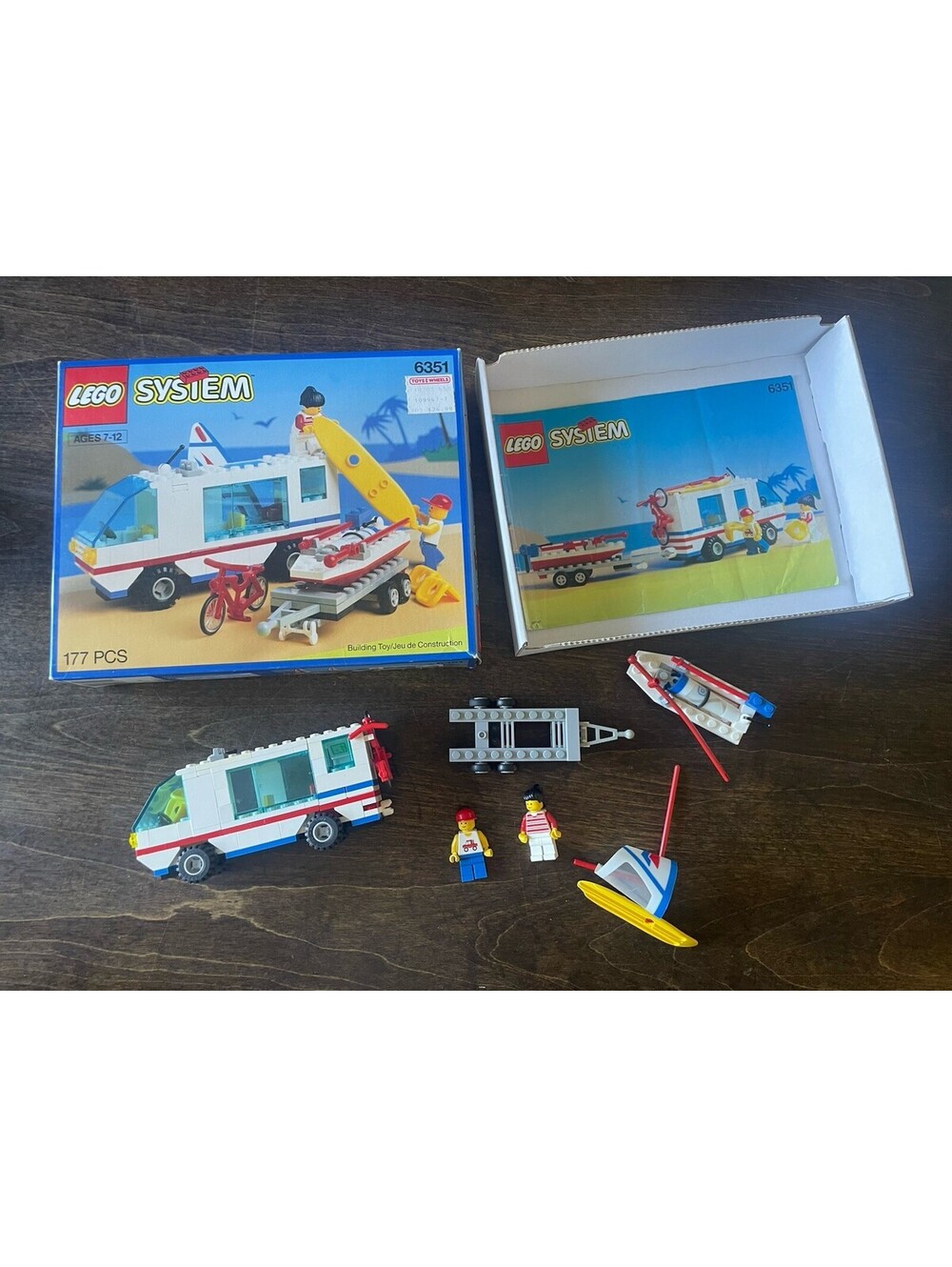 LEGO 6351 Surf N' Sail Camper w/Manual & box 1992 Complete